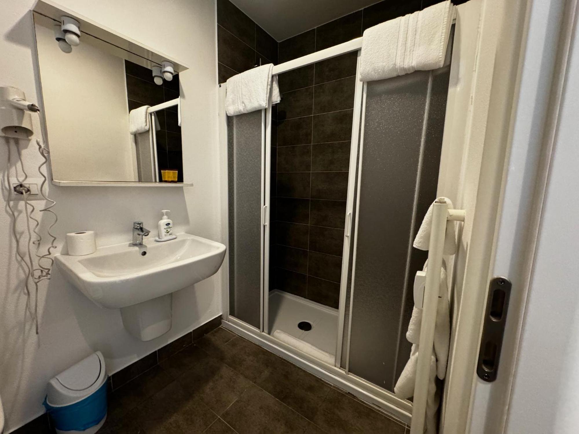 Residenza Manzoni Como Centre Zewnętrze zdjęcie
