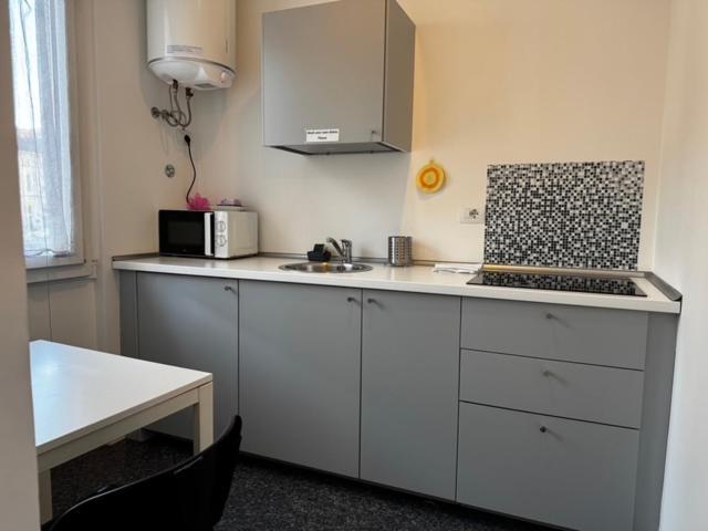 Residenza Manzoni Como Centre Zewnętrze zdjęcie